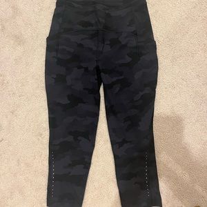 Lightly worn lululemon leggings